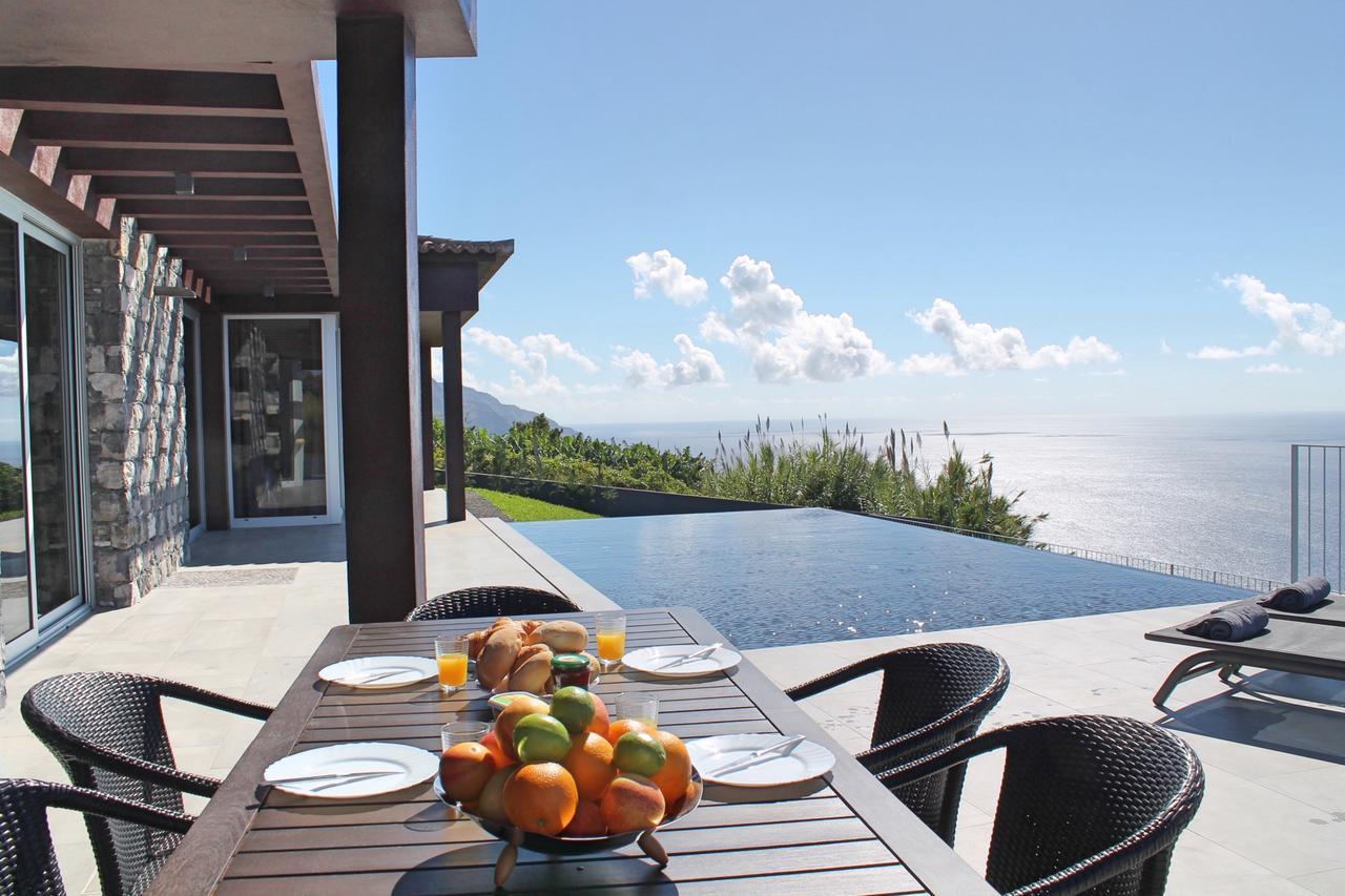 Ourmadeira - Cliffscape, Panoramic Seaviews Villa Estreito Da Calheta Exteriör bild